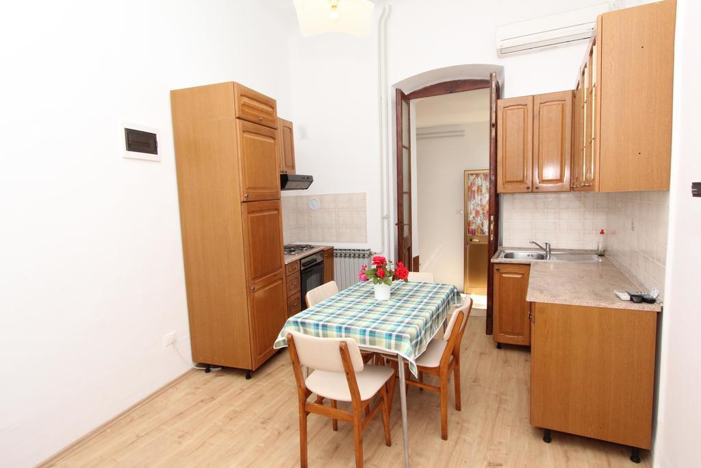 Apartment Riki Rovinj Extérieur photo